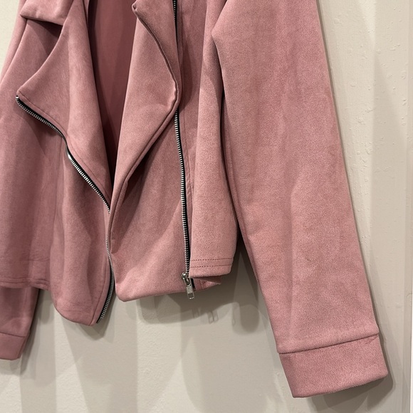 Boohoo pink velvet jacket- 10 - Picture 3 of 4